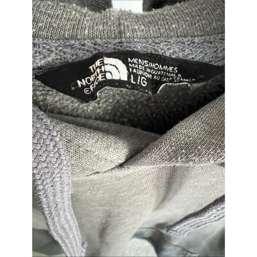 The North Face Gray Pullover Hoodie Sweatshirt. Size Large.